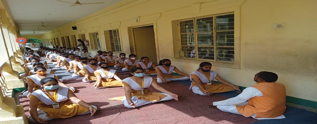 yog-diwas-celebration-mvmnayagarh-5.jpg